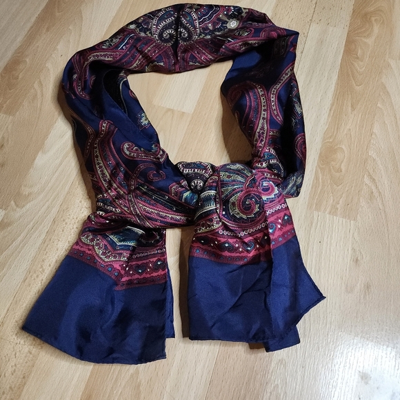 PIERRE BALMAIN Silk long scarf Authentic - Picture 6 of 6
